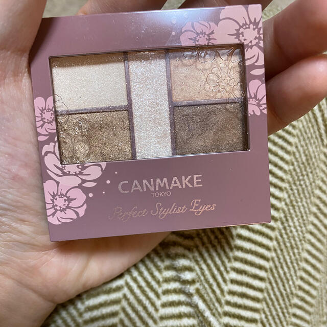 CANMAKE(キャンメイク)のキャンメイク　パーフェクトアイズ　02 コスメ/美容のベースメイク/化粧品(アイシャドウ)の商品写真