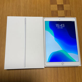 アイパッド(iPad)のiPad air3 シルバー　Wi-Fi posa様専用(タブレット)