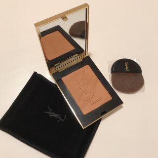 イヴサンローランボーテ(Yves Saint Laurent Beaute)のイヴ・サンローラン　サハリエンヌ　フェイスパウダー(フェイスパウダー)