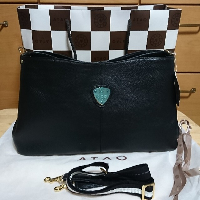 アタオ バッグ elvy エルヴィ 25日から休みます アタオ バッグ elvy エルヴィ 25日から休みます