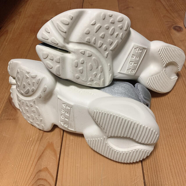 専用NIKE アクアリフト シルバー25cm - スニーカー
