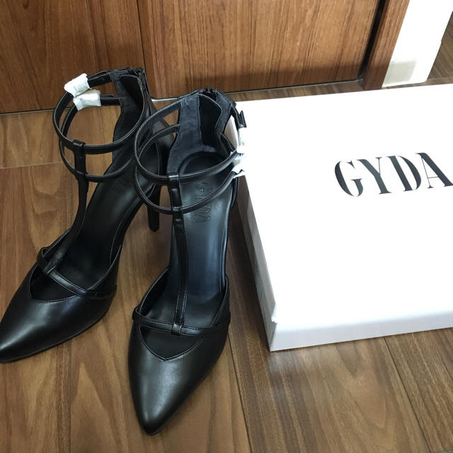 GYDA(ジェイダ)のトライアングルストラップパンプス 新品 レディースの靴/シューズ(ハイヒール/パンプス)の商品写真