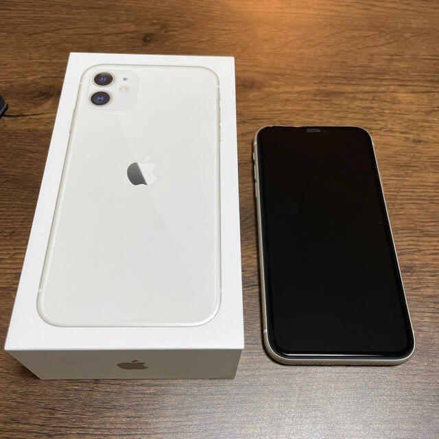 スマホ/家電/カメラiPhone11 128GB 白　SIMフリー