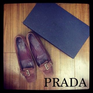 プラダ(PRADA)のPRADA ローファー(ローファー/革靴)