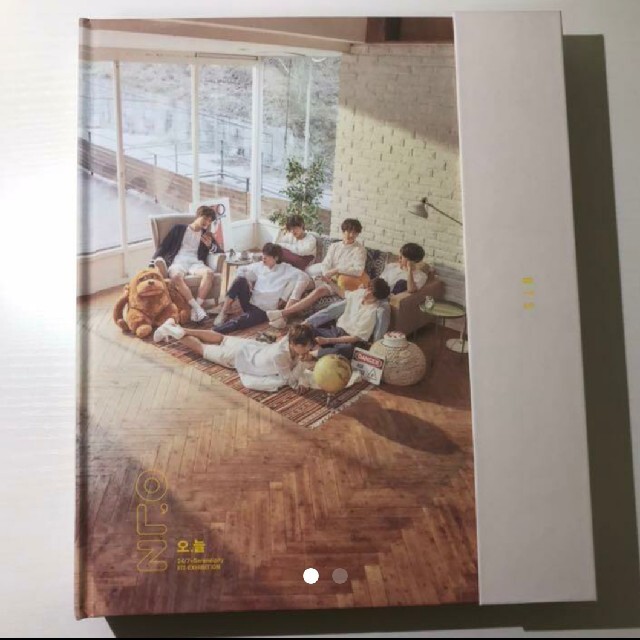 CD2018 BTS Exhibition Book