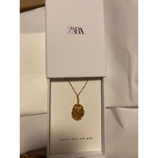 ザラ(ZARA)の即完売 ZARA ザラ イニシャルM  アルファベットネックレス　コイン(ネックレス)