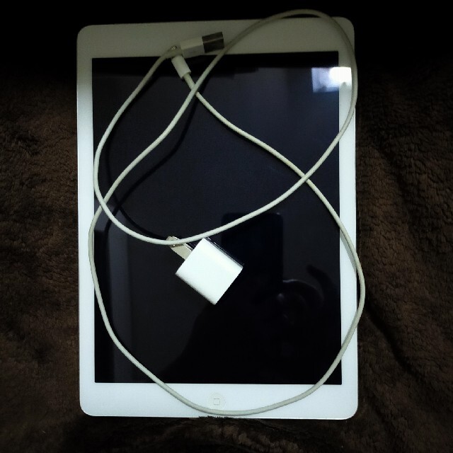 iPad air 初代 Wi-Fi + Cellularモデル 16G　本体