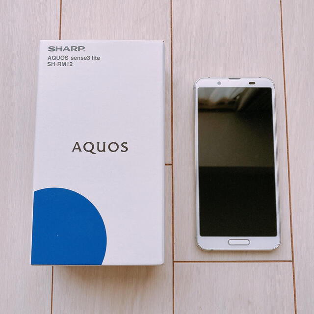 SHARP(シャープ)の【てつ様専用】AQUOS sense3 lite 本体 SH-RM12  スマホ/家電/カメラのスマートフォン/携帯電話(スマートフォン本体)の商品写真