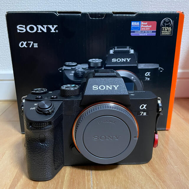 ミラーレス一眼sony α7iii ミラーレス一眼　ボディ