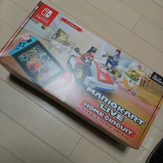 新品 マリオカート ライブ ホームサーキット マリオセット Switch(家庭用ゲームソフト)