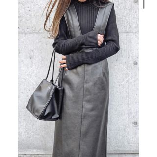 マウジー(moussy)の2wayで使える♡moussy F／LEATHER SUSPENDER スカート(ひざ丈スカート)