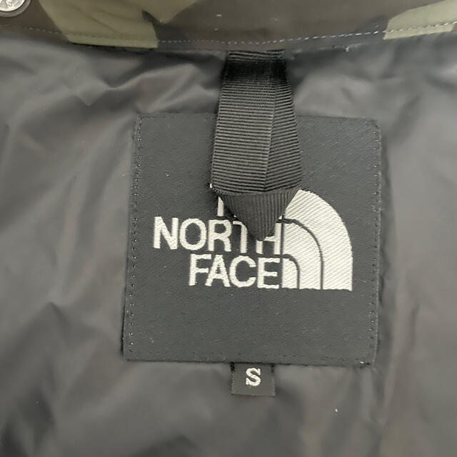 THE NORTH FACE(ザノースフェイス)のノースフェイス　キャンプシエラショート　迷彩　ダウンジャケット　ND91421 メンズのジャケット/アウター(ダウンジャケット)の商品写真