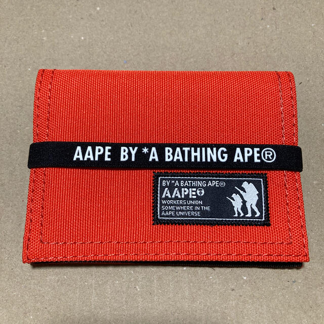 A BATHING APE(アベイシングエイプ)のAAPE BY A BATHING APE エイプ カードケース レディースのファッション小物(パスケース/IDカードホルダー)の商品写真