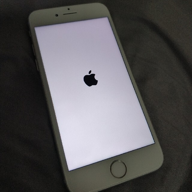 iPhone 8 CustomSilver 64 GB SIMフリー