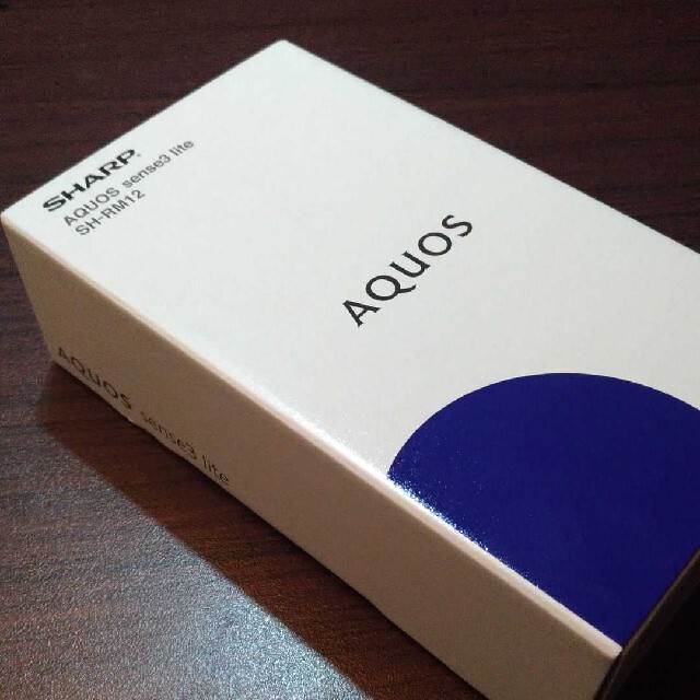 AQUOS(アクオス)の新品AQUOS sense3 lite SH-RM12(64GB)ライトカッパー スマホ/家電/カメラのスマートフォン/携帯電話(スマートフォン本体)の商品写真