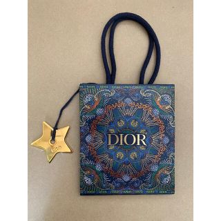 Dior Dior クリスマス限定 紙袋 ショッパーの通販 By Hmtr ディオールならラクマ Dior Dior クリスマス限定 紙袋 ショッパーの通販 By Hmtr ディオールならラクマ