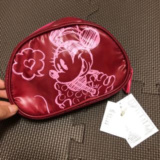 ディズニー(Disney)の新品タグ付き ディズニーリゾート お土産 ポーチ ミニーマウス(ポーチ)