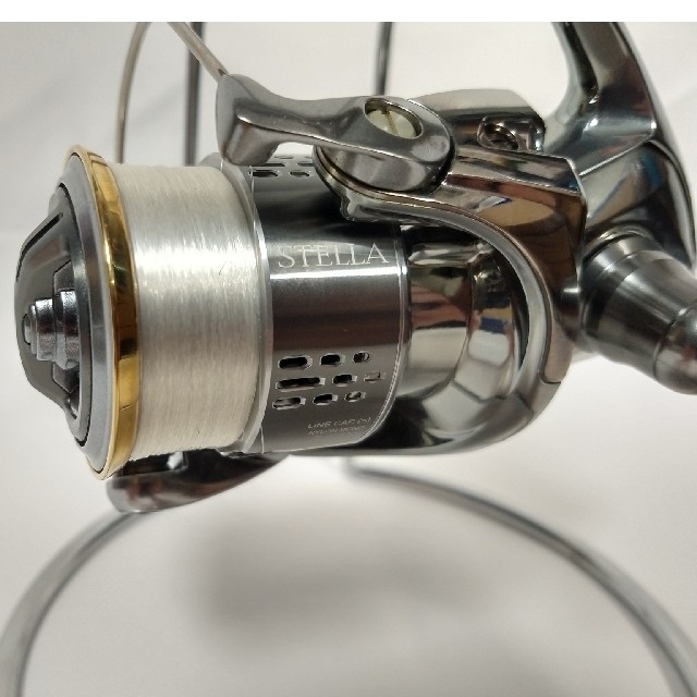 SHIMANO - 美品 18ステラ C2000SHG 淡水使用 トラウト 管釣り アジング
