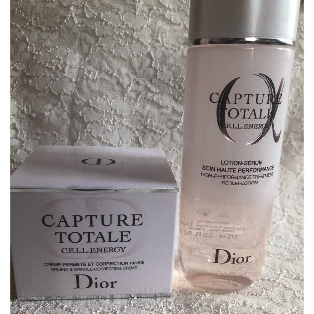 Dior(ディオール)のディオール カプチュールトータル 化粧水クリームセット コスメ/美容のスキンケア/基礎化粧品(フェイスクリーム)の商品写真