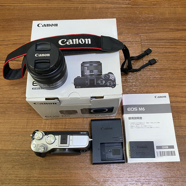 【傷あり】Canon EOS M6 EF-M15-45 IS STM Kit