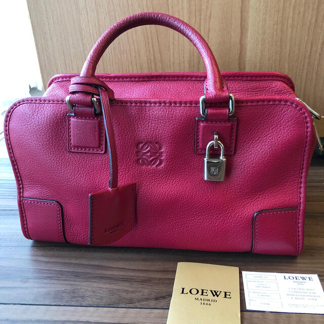 LOEWE(ロエベ)のsucco様専用　ロエベ　アマソナ28 リップスティック　美品 レディースのバッグ(ハンドバッグ)の商品写真