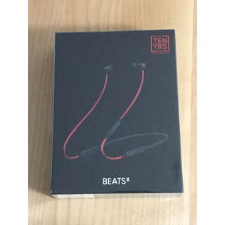 ビーツバイドクタードレ(Beats by Dr Dre)のbeats x 2020 年 10月 製 ブラック レッド 新品 レジスタンス(ヘッドフォン/イヤフォン)