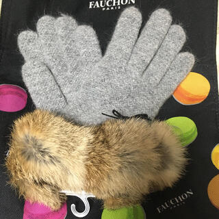 フルラ(Furla)の新品　タグ付　FURLA ラビットファー手袋(手袋)
