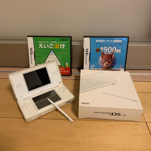 ニンテンドーDS(ニンテンドーDS)のNintendo DS ニンテンド-DS LITE クリスタルホワイト 本体 エンタメ/ホビーのゲームソフト/ゲーム機本体(携帯用ゲーム機本体)の商品写真