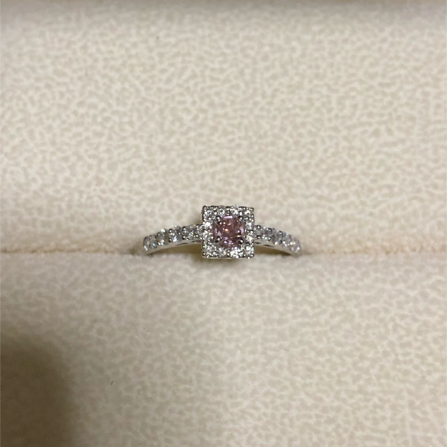 ピンクダイヤモンド 0.185ct  Fancy Intense Pink レディースのアクセサリー(リング(指輪))の商品写真