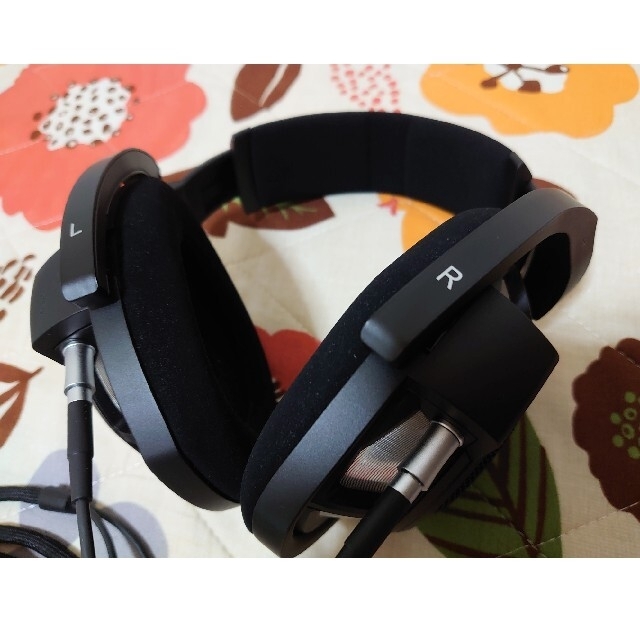 SENNHEISER(ゼンハイザー)のりりｓ様専用SENNHEISER ゼンハイザー HD800S ヘッドホン美品 スマホ/家電/カメラのオーディオ機器(ヘッドフォン/イヤフォン)の商品写真