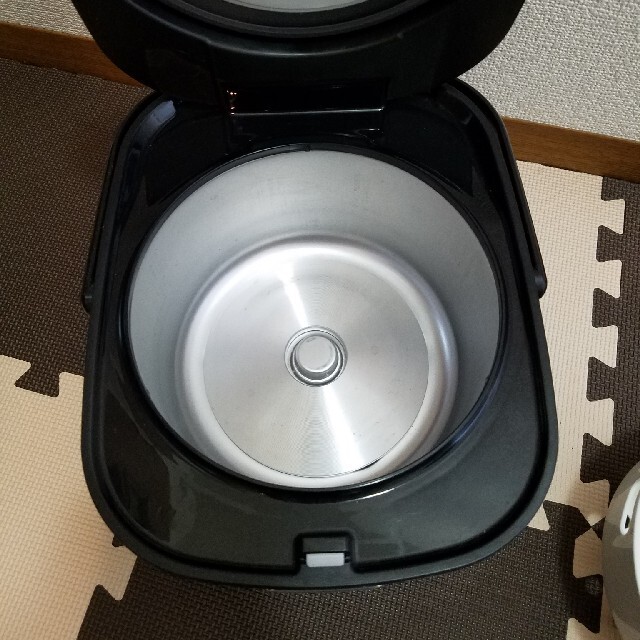 アイリスオーヤマ(アイリスオーヤマ)のアイリスオーヤマ 炊飯器 5.5合炊き スマホ/家電/カメラの調理家電(炊飯器)の商品写真