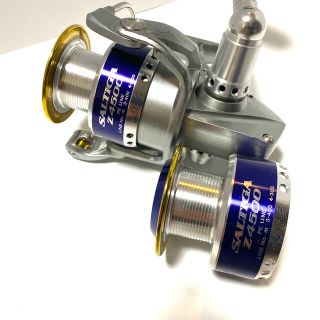 ダイワ(DAIWA)のダイワ　ソルティガ　Z4500 替スピール付き　キャスティング　ジギング(リール)