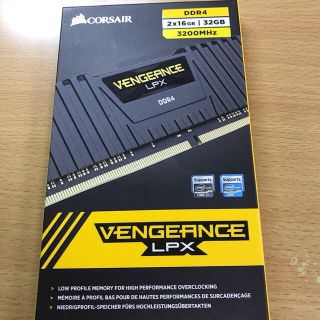 最終値下げcorsair ddr4 3200 32gメモリー(PCパーツ)