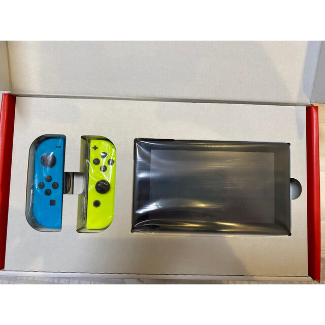 Nintendo Switch - ニンテンドースイッチ　ネオンブルー、ネオンイエロー