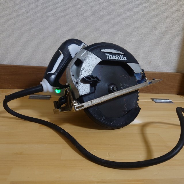 Makita(マキタ)のマキタ　中古　165mmマルノコ　5731S スポーツ/アウトドアの自転車(工具/メンテナンス)の商品写真