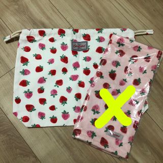 キャスキッドソン(Cath Kidston)の専用　キャスキッドソン　いちご　ポーチ　新品(ハンカチ)