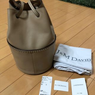 ジェイアンドエムデヴィッドソン(J&M DAVIDSON)のJ&M DAVIDSON ミニ　デイジー　ベージュ　美品(ハンドバッグ)