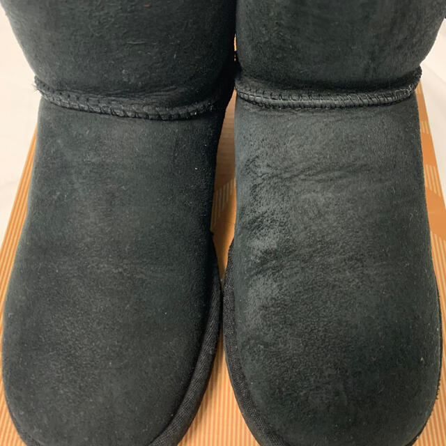 UGG(アグ)のUGG  アグ　ムートンブーツ　レディース　ブラック　24cm レディースの靴/シューズ(ブーツ)の商品写真