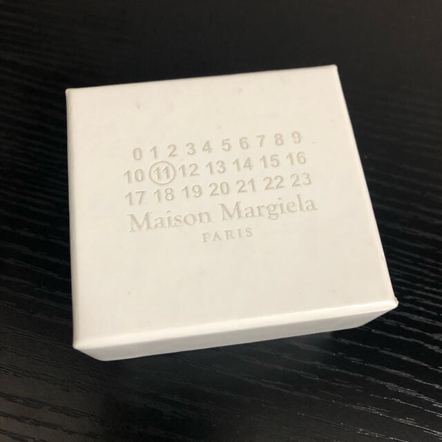 Maison Martin Margiela(マルタンマルジェラ)のMサイズ 未使用 Maison Margiela リング シルバー メンズのアクセサリー(リング(指輪))の商品写真