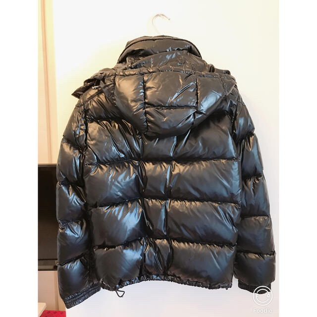 MONCLER(モンクレール)の処分価格正規品美品モンクレールダウン希少MONCLERk2シャイニーブラック　0 メンズのジャケット/アウター(ダウンジャケット)の商品写真