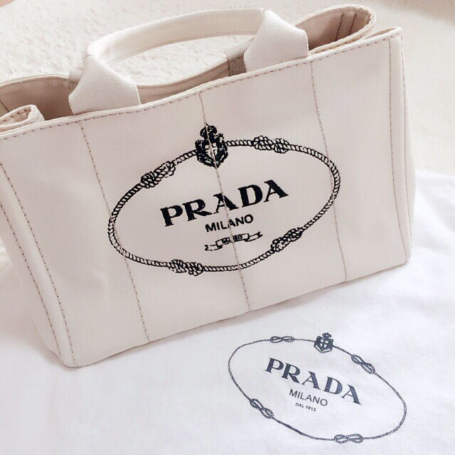 PRADA♡カナパトート