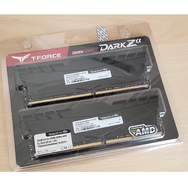 Team T-Force DDR4-4000メモリ 32GBキット