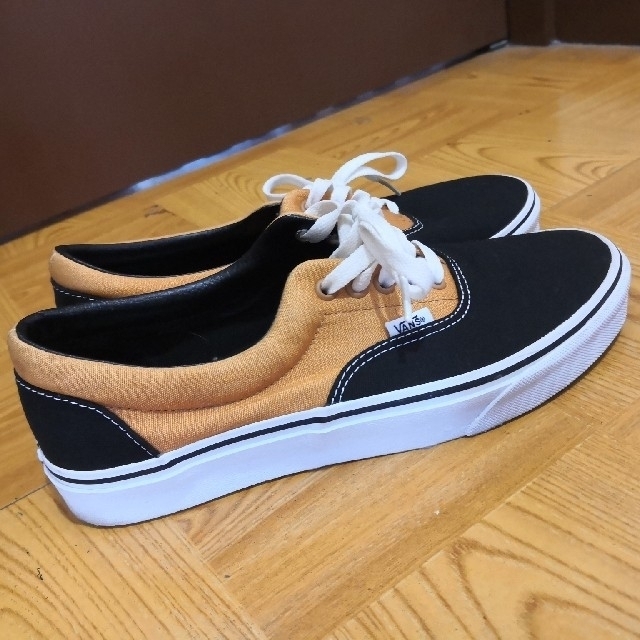 VANS(ヴァンズ)のVANS　ERA スニーカー 26.5cm メンズの靴/シューズ(スニーカー)の商品写真