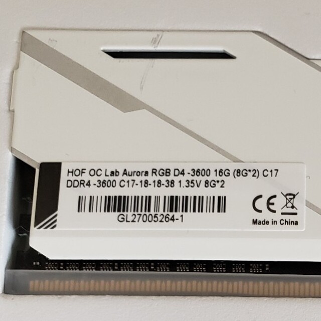 HOF(ホフ)のGALAX OCメモリ HOF AuroraRGB DDR4-3600 16GB スマホ/家電/カメラのPC/タブレット(PCパーツ)の商品写真