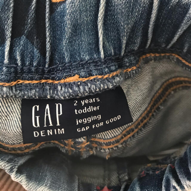 GAP Kids(ギャップキッズ)のGAPキッズデニム　80 キッズ/ベビー/マタニティのベビー服(~85cm)(パンツ)の商品写真