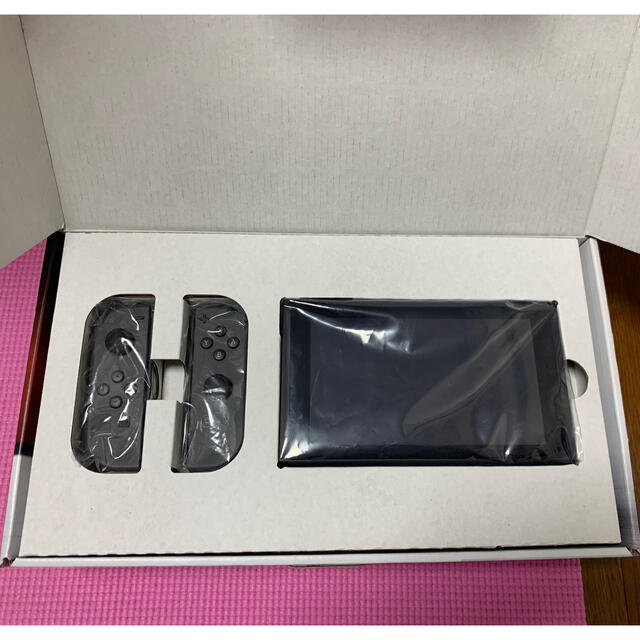 Nintendo Switch （美品）　ソフト6本及びSwitchケース付き 2