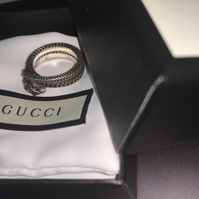 Gucci(グッチ)のグッチガーデン　シルバースネーク　リング　18号 メンズのアクセサリー(リング(指輪))の商品写真