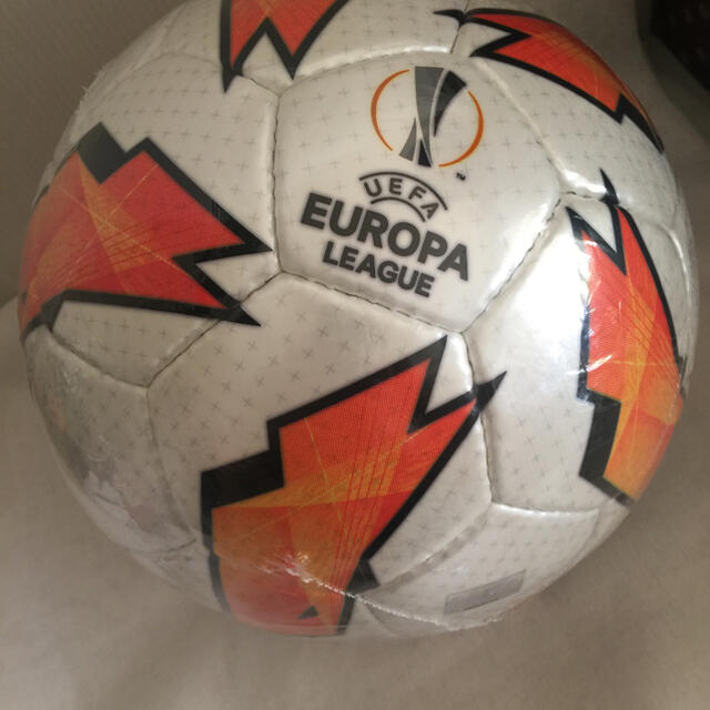 molten(モルテン)のモルテン UEFA Europe League  ５号検定球 サッカー スポーツ/アウトドアのサッカー/フットサル(ボール)の商品写真