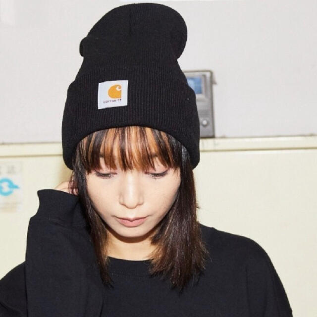 carhartt(カーハート)のCarhart カーハートニット帽  男女兼用  新品 レディースの帽子(ニット帽/ビーニー)の商品写真