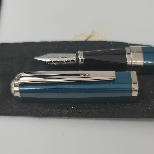 Waterman(ウォーターマン)のレア ウォーターマン WATERMAN 万年筆 未使用 インテリア/住まい/日用品の文房具(ペン/マーカー)の商品写真